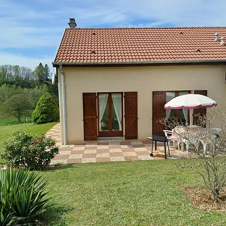 Paisible Avec Vaste Espace Exterieur - Fr-1-589-808 Сasa de vacaciones Uzemain